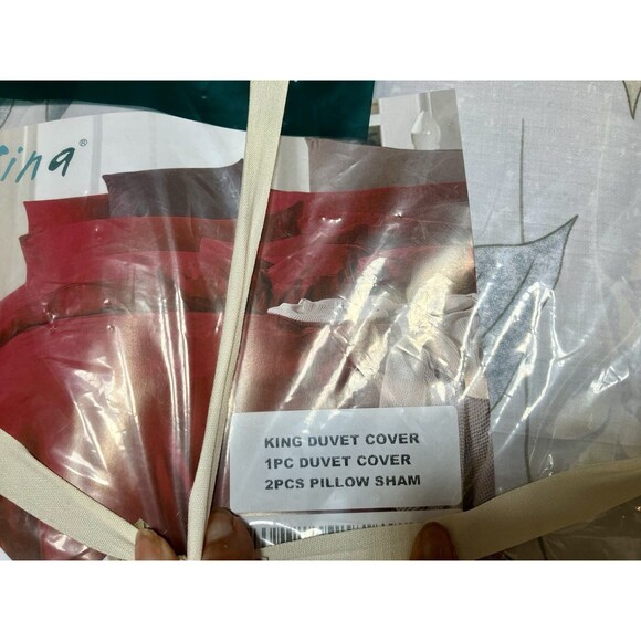 NEW Essina 100% Cotton King Duvet Cover Set w/ Two Pillow Shams White Floral - Picture 4 of 4